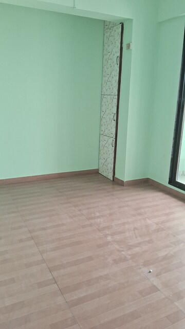 Furnished Amenities in 2 BHK Apartment at New Central CHS, Beturkar Pada – for Rent