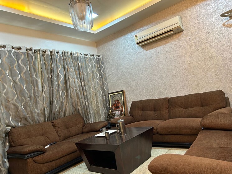 Living Room, boutique-residential-apartments-n-136 4 Bedroom 300 Sq.Yd. Builder Floor In Panchsheel Park Delhi 8647355