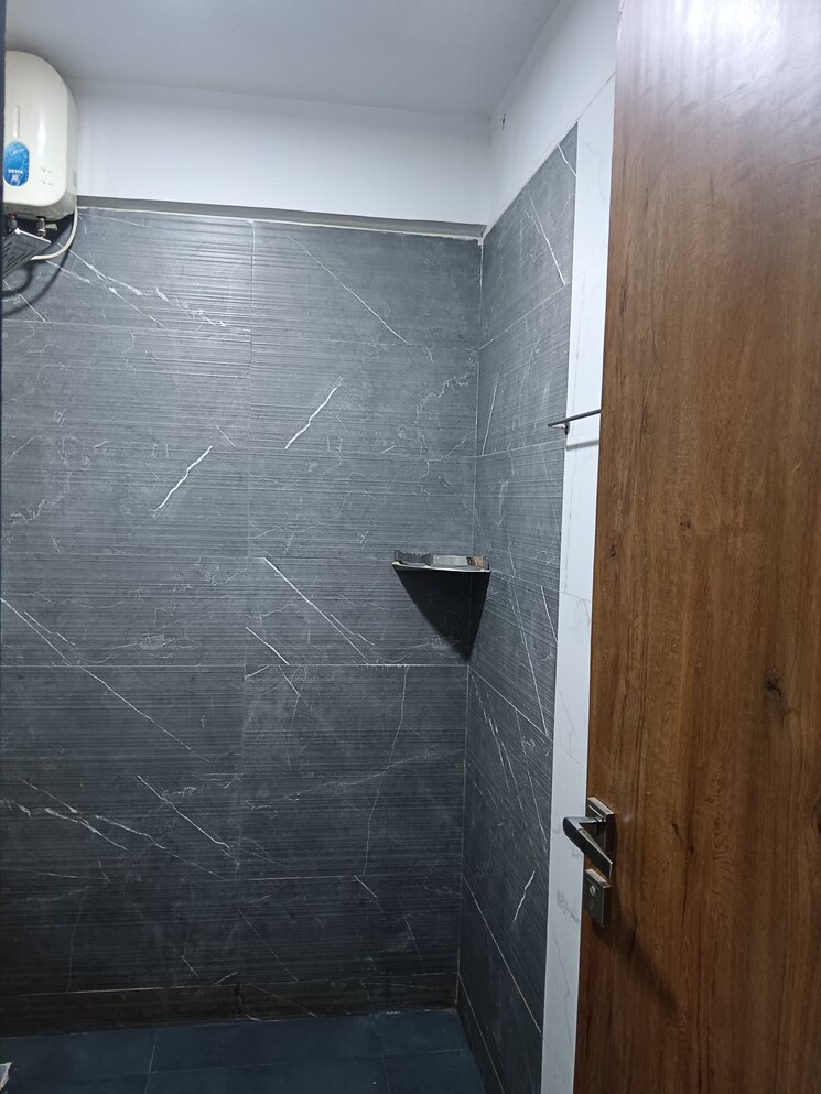 Bathroom, shiv-shakti-tower-28 2 Bedroom 602 Sq.Ft. Apartment In Malad East Mumbai 8647397