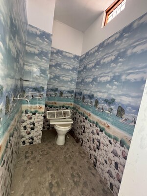 Bathroom in 5 BHK Independent House at Mohabbewala – for Sale