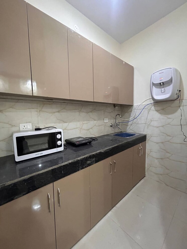 Kitchen, dlf-cyber-city 1 Bedroom 750 Sq.Ft. Builder Floor In Sector 24 Gurgaon 8647466