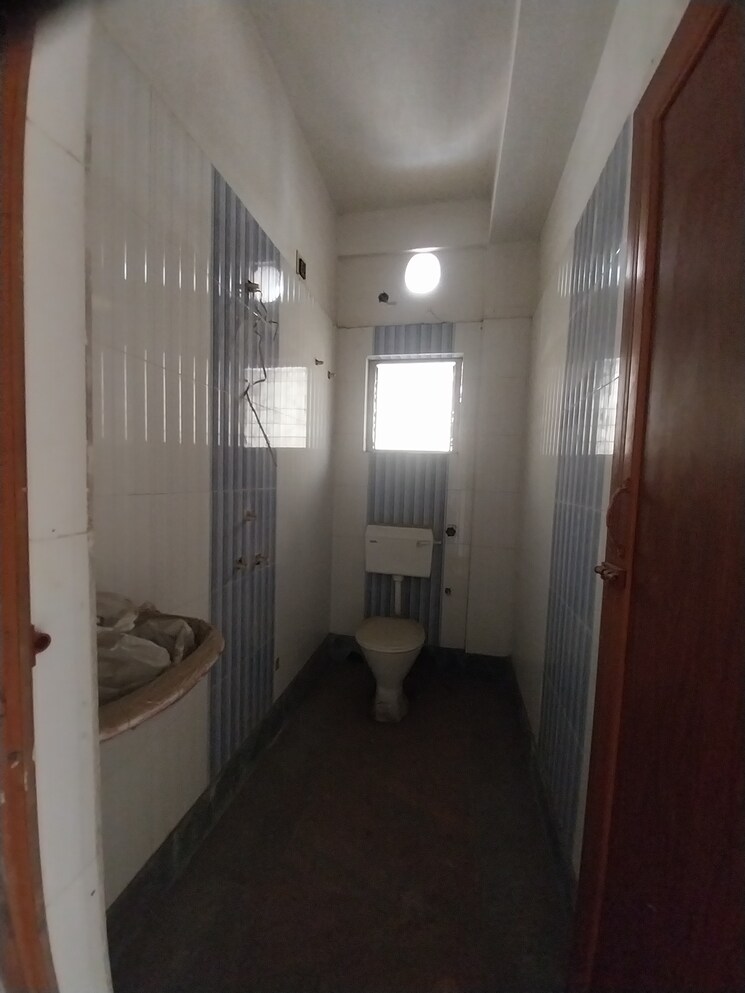 Attached Bathroom, naktala 2 Bedroom 850 Sq.Ft. Apartment In Naktala Kolkata 8647513