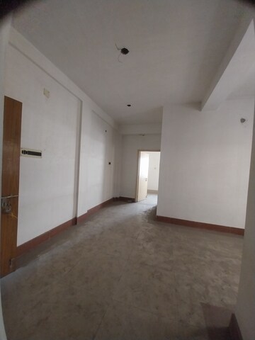 Room in 2 BHK Apartment at Naktala – for Sale