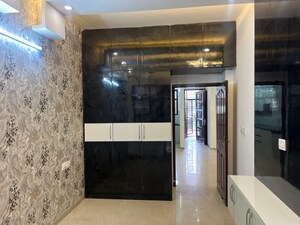 Room in 3 BHK Builder Floor at Pir Machalla – for Sale