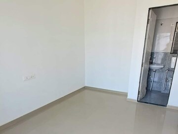 Room in 1 BHK Apartment at Mayfair Sara Virar, Virar West – for Rent