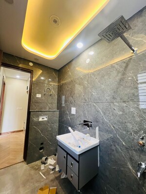 Bathroom in 3 BHK Builder Floor at Fidato Honour Homes, Sector 89 – for Sale