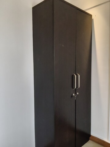 Furnished Amenities in 2 BHK Apartment at Fairmont Palazo, Santacruz East – for Rent