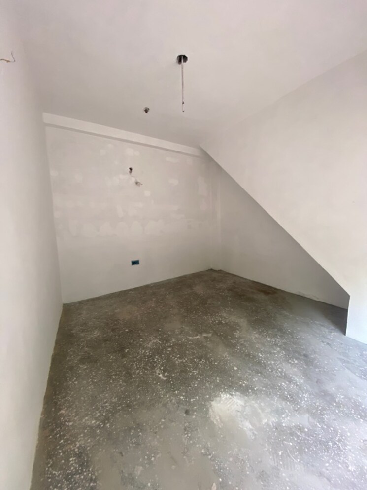 Exterior View, peera garhi Commercial Shop 35 Sq.Yd. In Peera Garhi Delhi 8607443