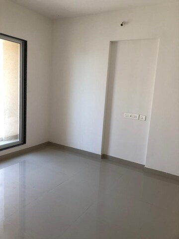 Room in 1 BHK Apartment at KIPL Morya, Kasarvadavali – for Rent