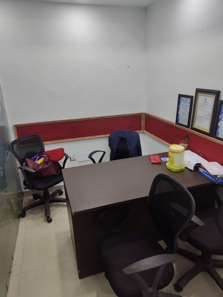 Common Area, spaze-itech-park Commercial Office Space 450 Sq.Ft. In Sector 49 Gurgaon 8647705