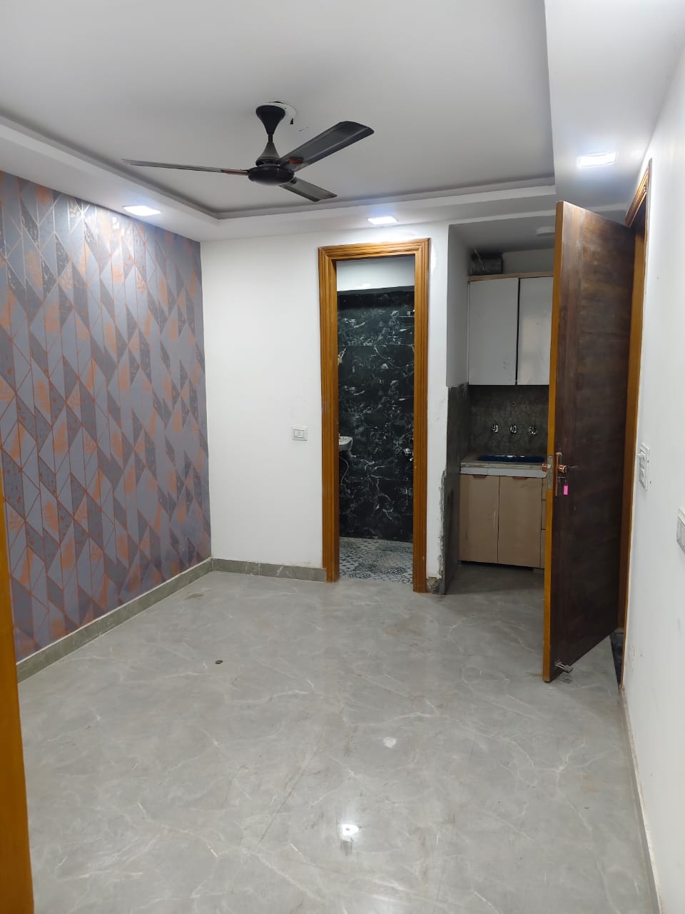 1 BHK Builder Floor For Rent in Govindpuri