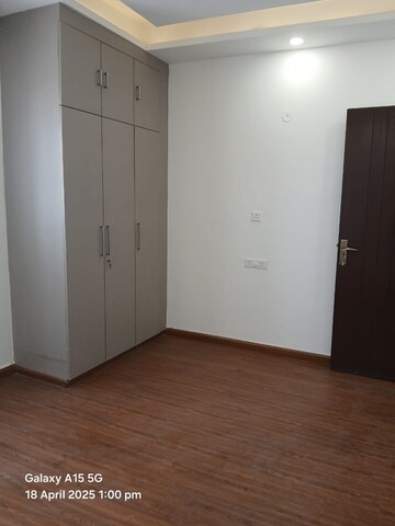 Room in 2 BHK Apartment at Ireo The Corridors, Sector 67a – for Sale