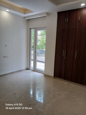 Room in 2 BHK Apartment at Ireo The Corridors, Sector 67a – for Sale