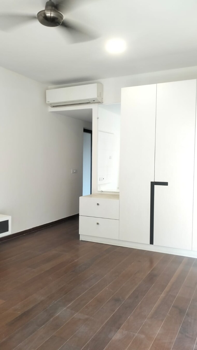 Room, unitech-the-close-north 3 Bedroom 2069 Sq.Ft. Apartment In Sector 50 Gurgaon 8647793