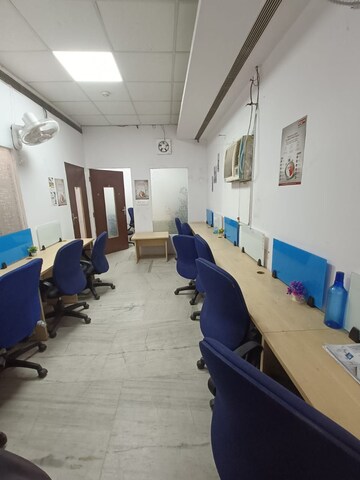 Team Area in  Office Space in IT/SEZ at Vihaan Golf Bay, Sector 63 – for Rent