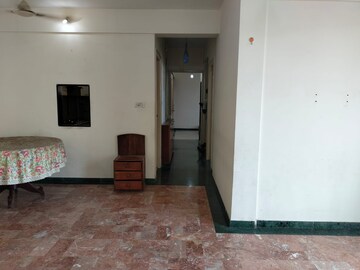 Room in 2 BHK Apartment at Hiranandani Estate Wellington, Thane West – for Rent