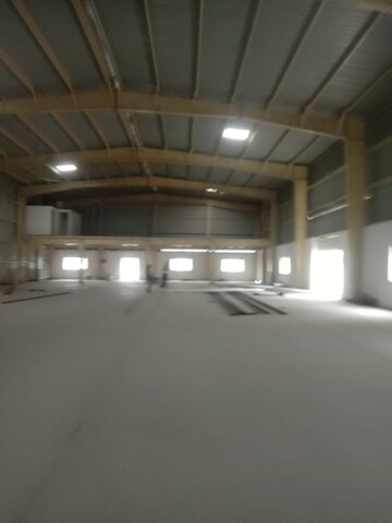  Warehouse For Rent in Lal Kuan