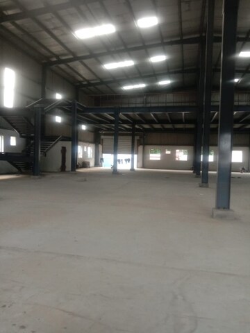 Parking in  Warehouse at Lal Kuan – for Rent