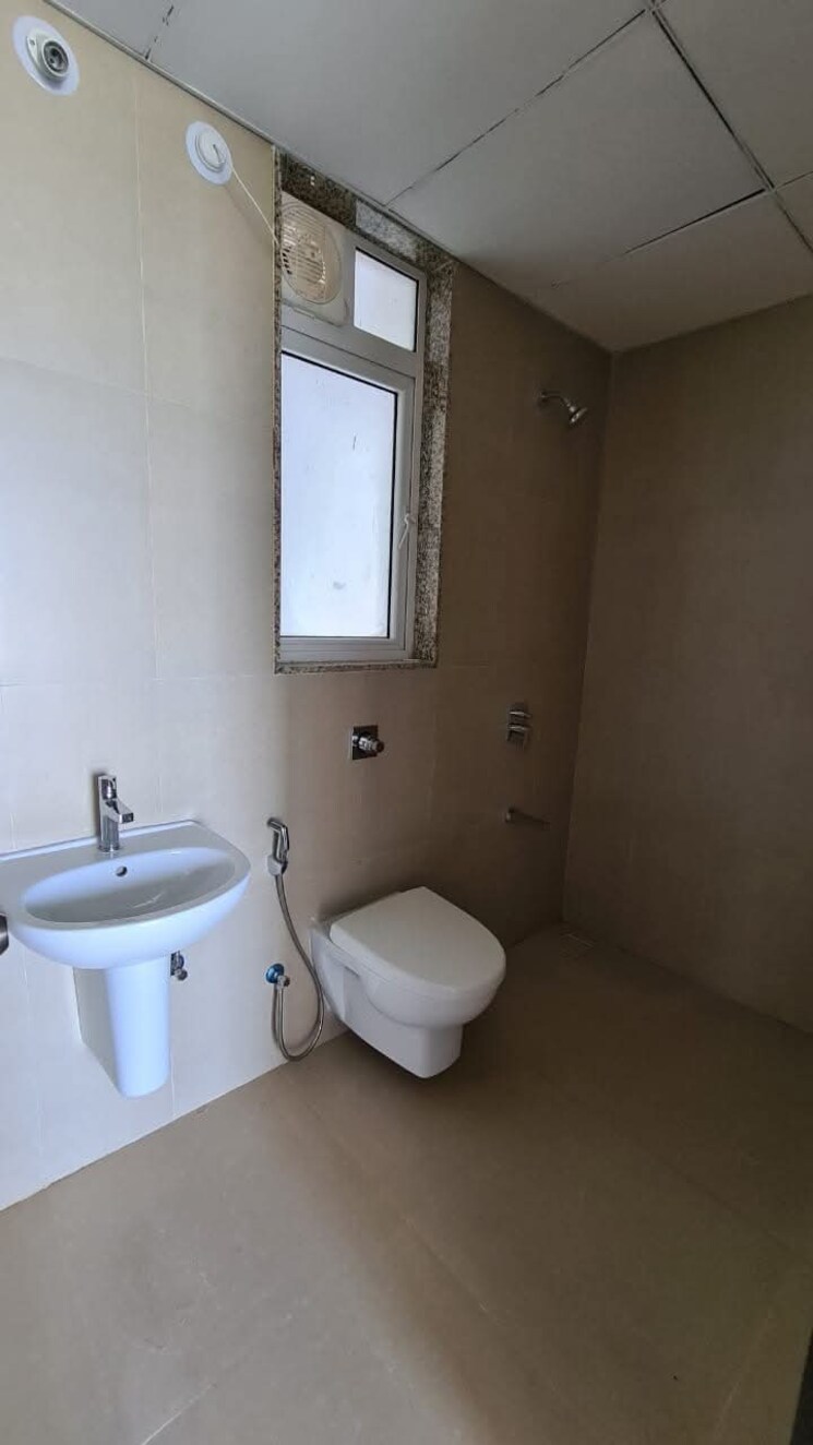 Bathroom, runwal-forests 2 Bedroom 732 Sq.Ft. Apartment In Kanjurmarg West Mumbai 8647893