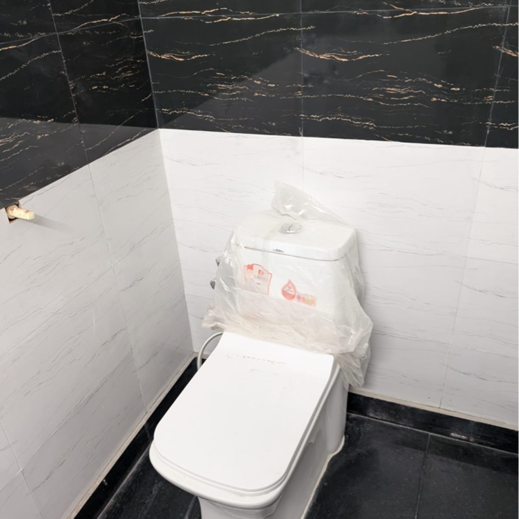 Bathroom, lajpat nagar i 2 Bedroom 900 Sq.Ft. Builder Floor In Lajpat Nagar I Delhi 8647954