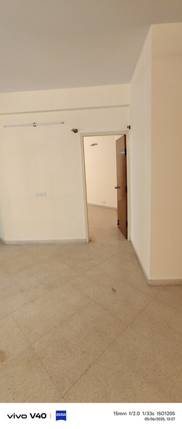 Room in 2 BHK Apartment at NCC Nagarjuna Meadows 2, Yelahanka – for Rent