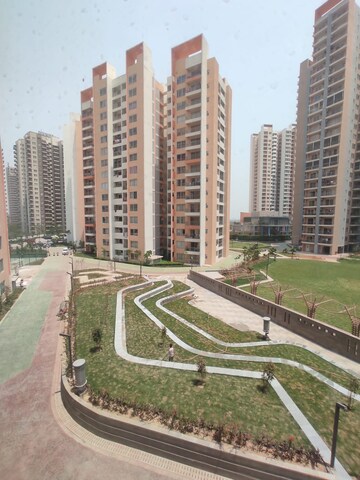 3.5 BHK Apartment – Exterior View View at Shapoorji Pallonji Joyville Gurgaon, Sector 102 - for Sale