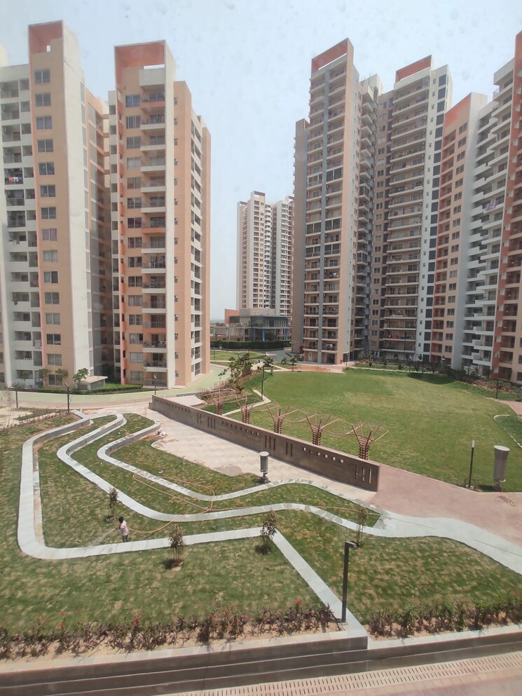 Exterior View, shapoorji-pallonji-joyville-gurgaon 3.5 Bedroom 1865 Sq.Ft. Apartment In Sector 102 Gurgaon 8647985