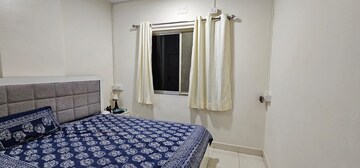 Bedroom in 2 BHK Apartment at Dapodi – for Rent
