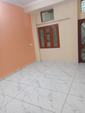 2 BHK Villa For Rent in Aliganj