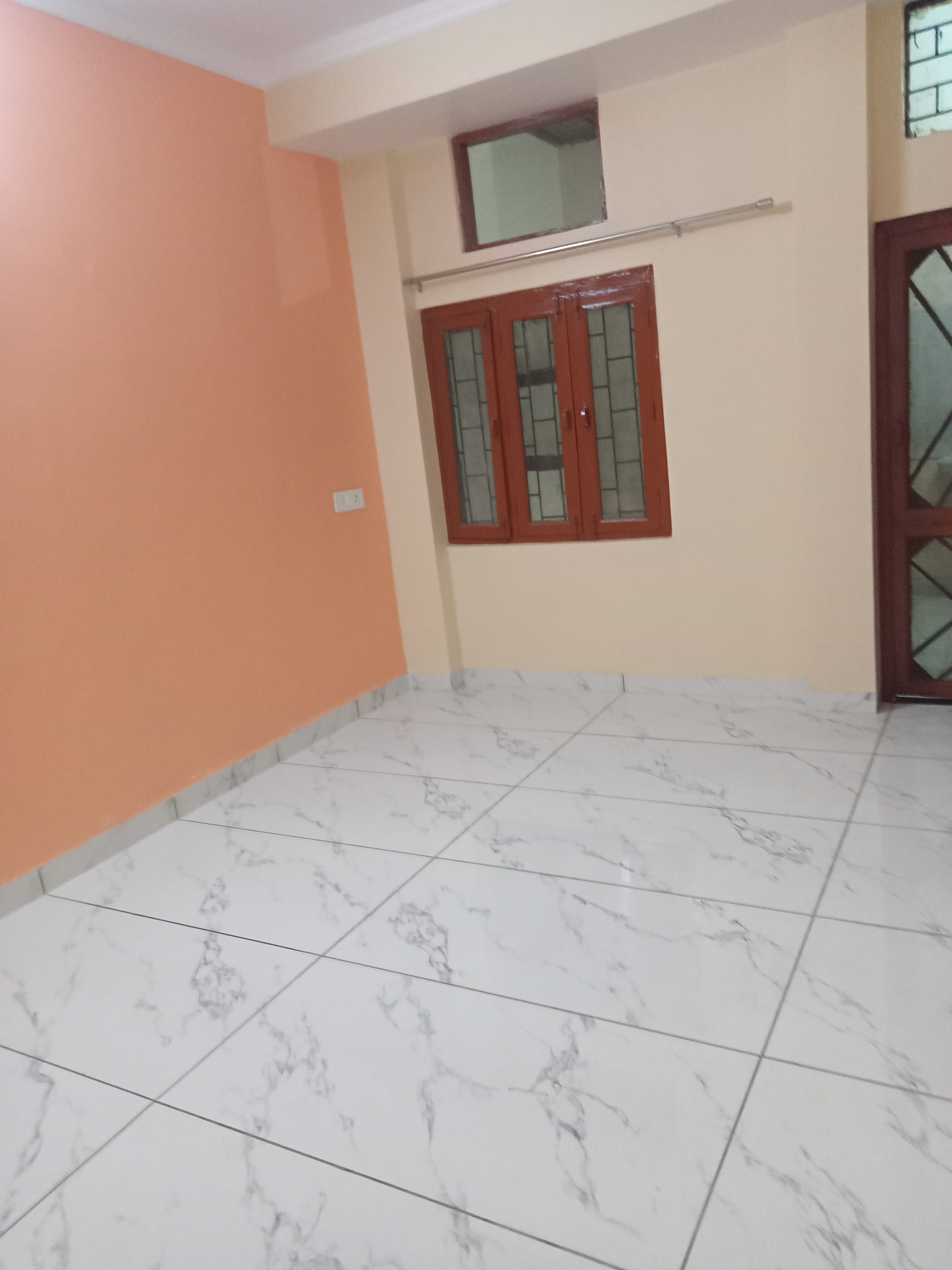 2 BHK + Pooja Room Villa For Rent in Aliganj