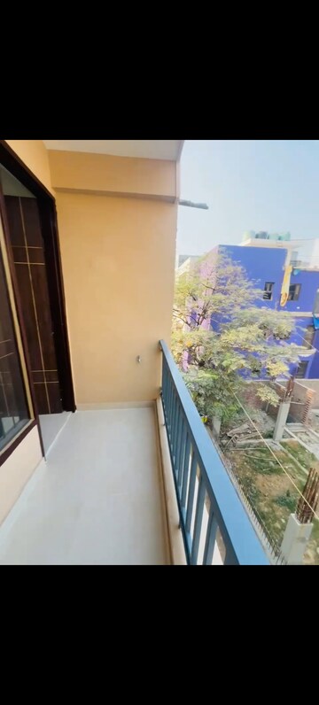 1 BHK Builder Floor For Rent in Ignou Road