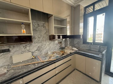 Kitchen in 3 BHK Builder Floor at BPTP Amstoria Plot, Sector 102 – for Rent