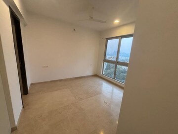 Room in 2 BHK Apartment at Hiranandani Atlantis, Powai – for Sale