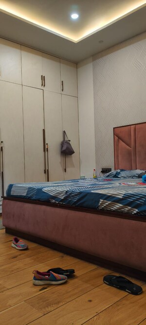 Bedroom in 5 BHK Independent House at Sector 21d – for Sale