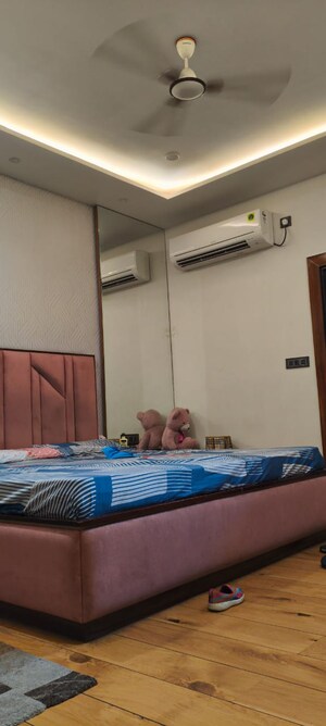 Bedroom in 5 BHK Independent House at Sector 21d – for Sale