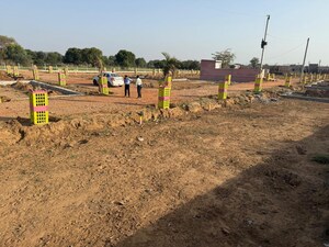  Plot For Sale in Kapoorawala