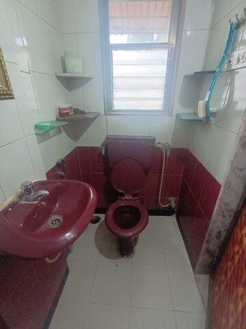 Bathroom in  Pg at Vashi Sector 6 – for Rent