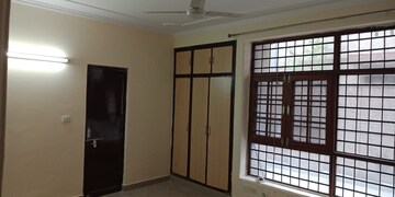 Room in 3.5 BHK Villa at Sector 135 – for Rent
