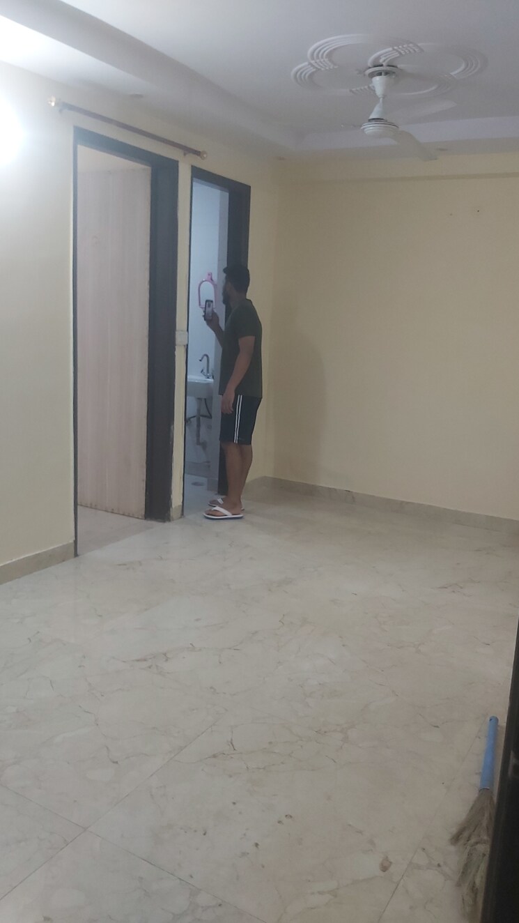 undefined, mayur vihar 2.5 Bedroom 750 Sq.Ft. Builder Floor In Mayur Vihar Delhi 8648079