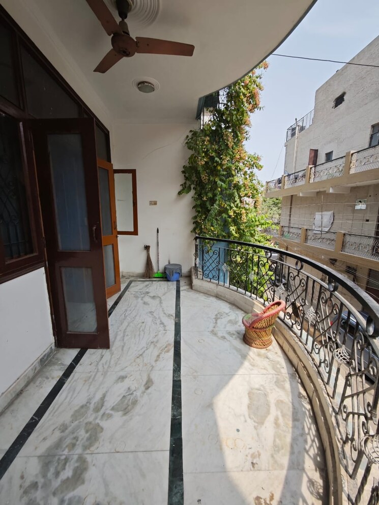 Balcony, sector 19 2 Bedroom 1400 Sq.Ft. Villa In Sector 19 Noida 8648094
