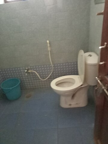 Bathroom in 2 BHK Independent House at Aliganj – for Rent
