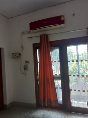 Building Lobby in 2 BHK Independent House at Aliganj – for Rent