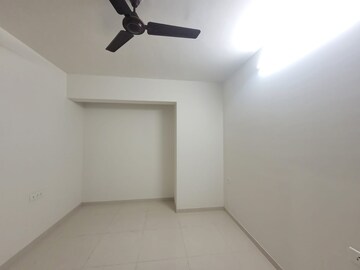 Room in 1 BHK Apartment at Godrej Emerald, Ghodbunder Road – for Rent