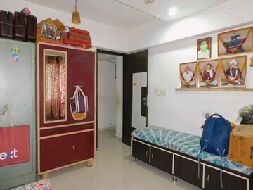 Bedroom in 1.5 BHK Apartment at Golden Palace CHS, Kandivali East – for Sale