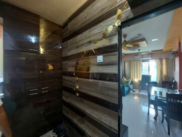 Staircase in 1.5 BHK Apartment at Golden Palace CHS, Kandivali East – for Sale