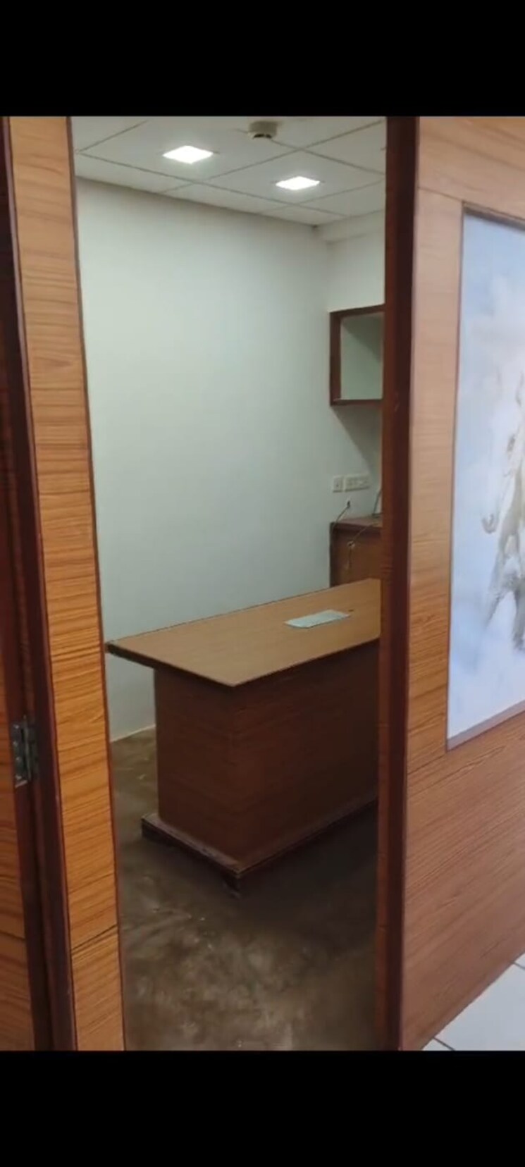 Team Area, hn-safal-profitaire Commercial Office Space 2735 Sq.Ft. In Prahlad Nagar Ahmedabad 8648215