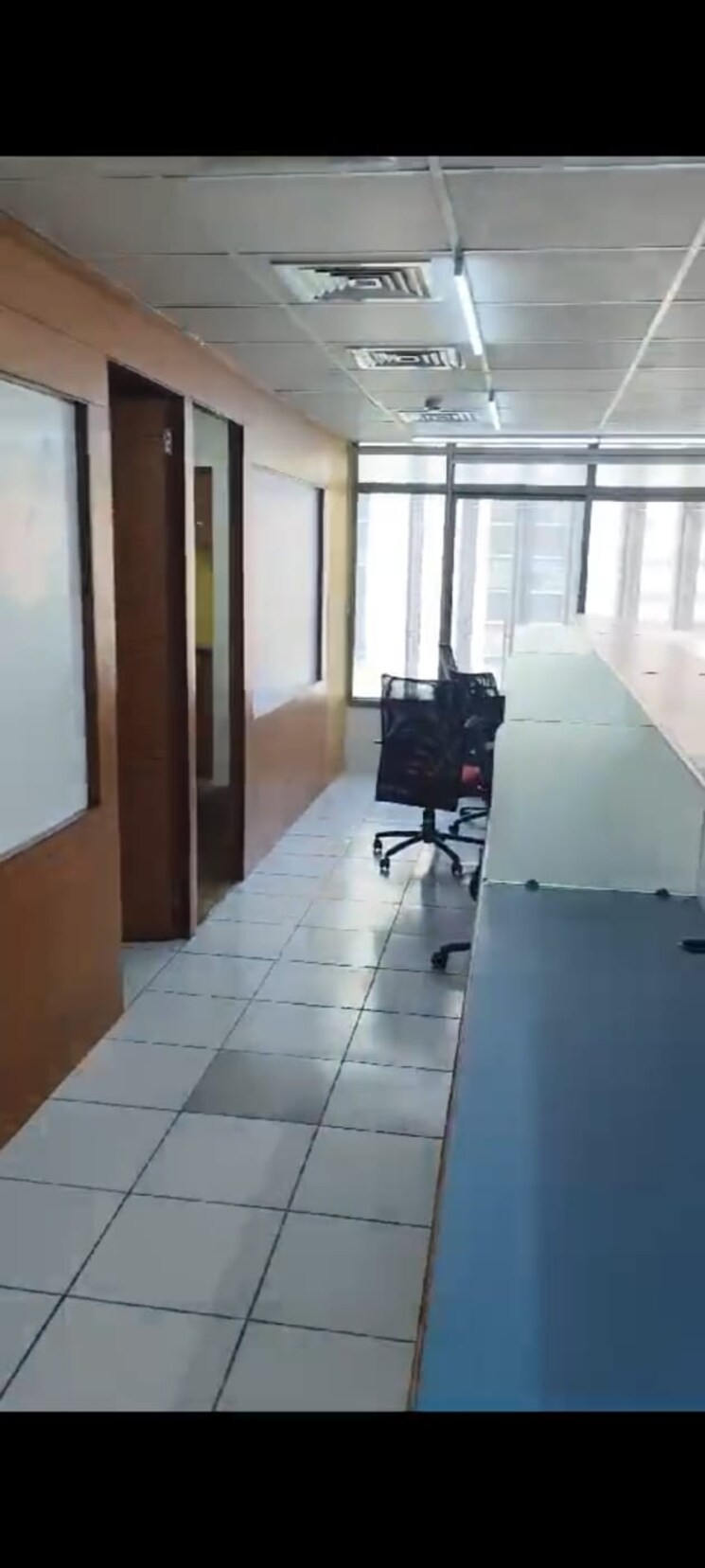 Team Area, hn-safal-profitaire Commercial Office Space 2735 Sq.Ft. In Prahlad Nagar Ahmedabad 8648215