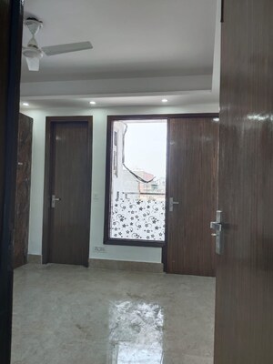 Room in 3 BHK Builder Floor at Saket – for Sale