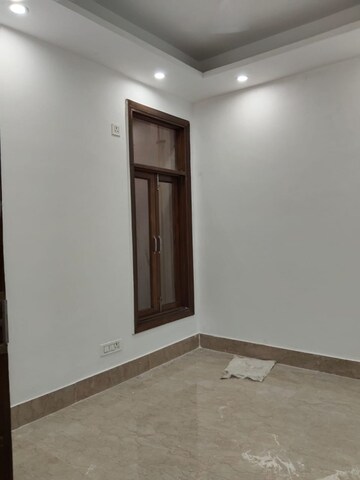Room in 3 BHK Builder Floor at Saket – for Sale