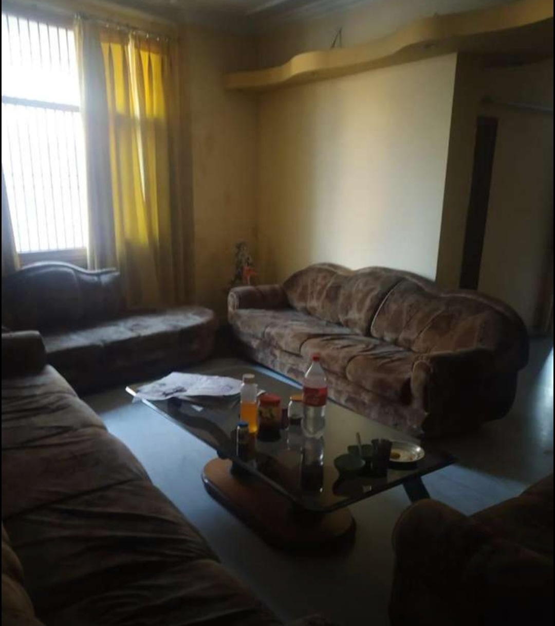 2 BHK Builder Floor For Rent in 2bhk Simi Furnished 